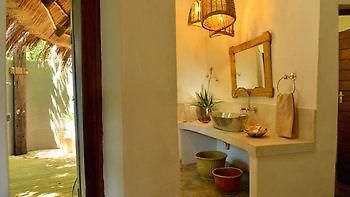 Bakwena Lodge คาซาเนอ ภายนอก รูปภาพ
